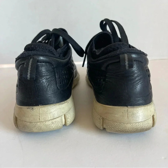 Ecco Danish Design Womens  Perforated Leather Lace Up Sneakers Sz 39 US 8.5 - Picture 4 of 11